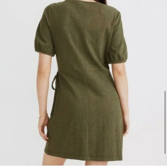 Madewell Palm Tree Crosshatch Puff-Sleeve Faux-Wrap Dress Green - Picture 4 of 9